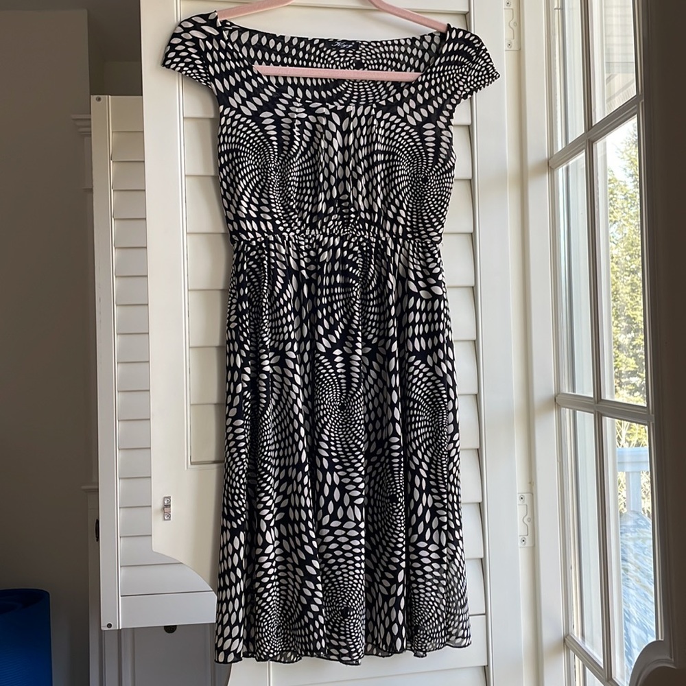 3for$15 LikeNew Empire waist cap sleeve dress